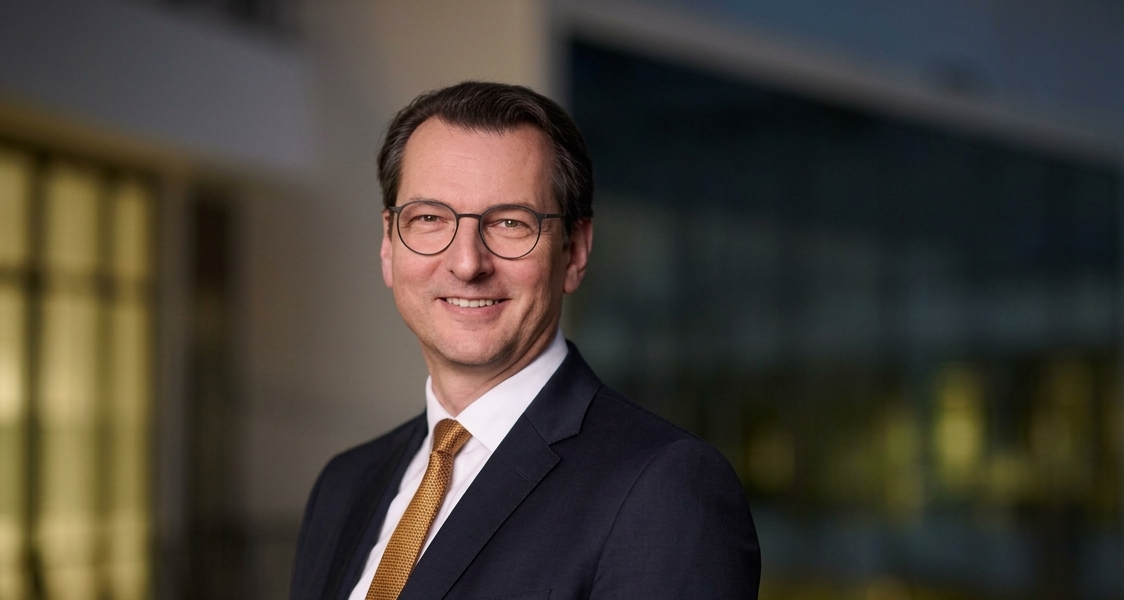 BMW Resets Strategy Around AI and Efficiency